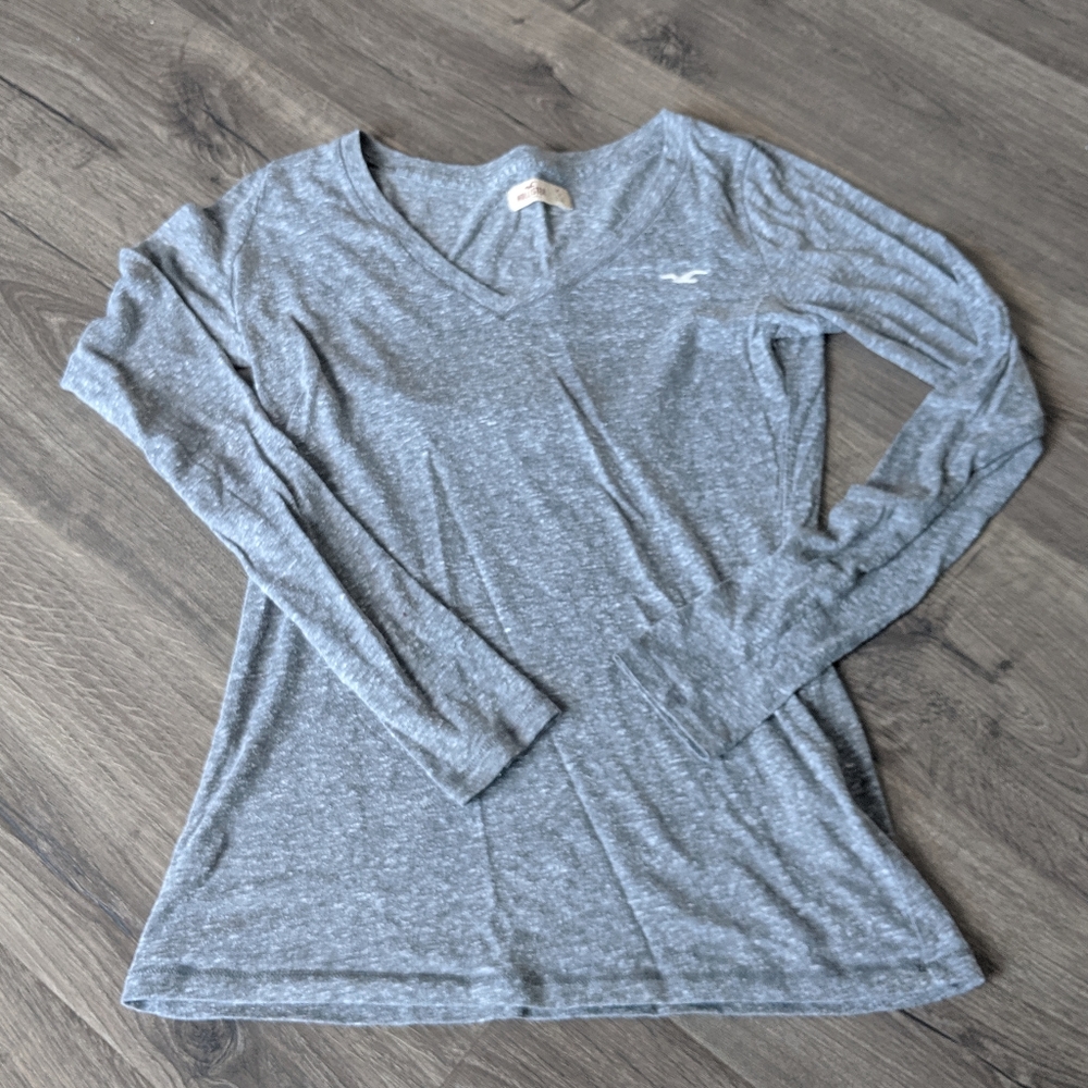 Hollister long sleeve tee